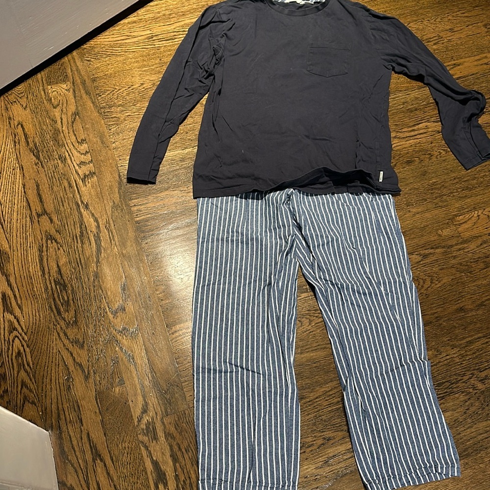 Blue and white set of pajamas for teens.